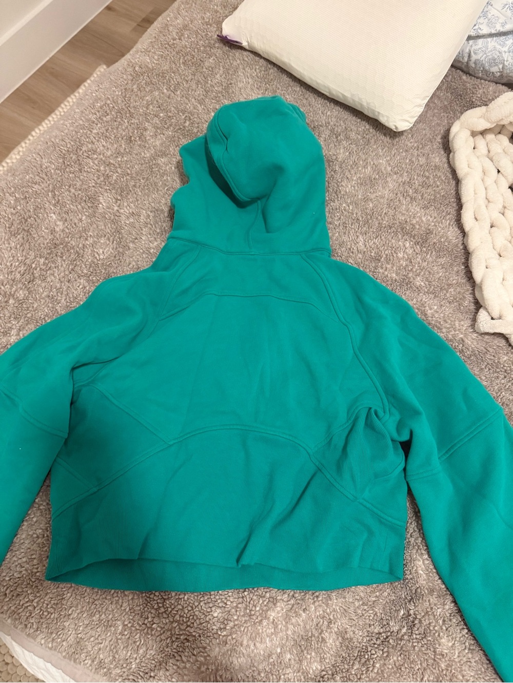 RARE lululemon athletica kelly green Half-Zip Hooded Sweater - Picture 4 of 4